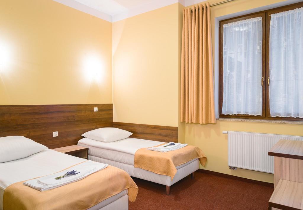 Vera Hotel Sulechów Kültér fotó