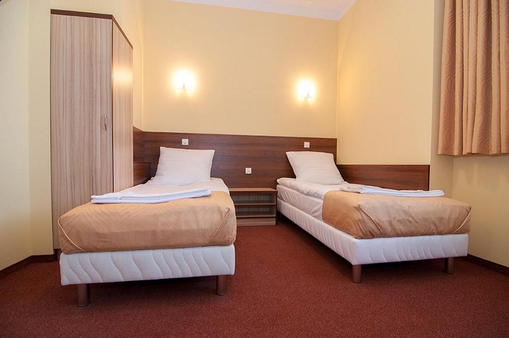 Vera Hotel Sulechów Szoba fotó